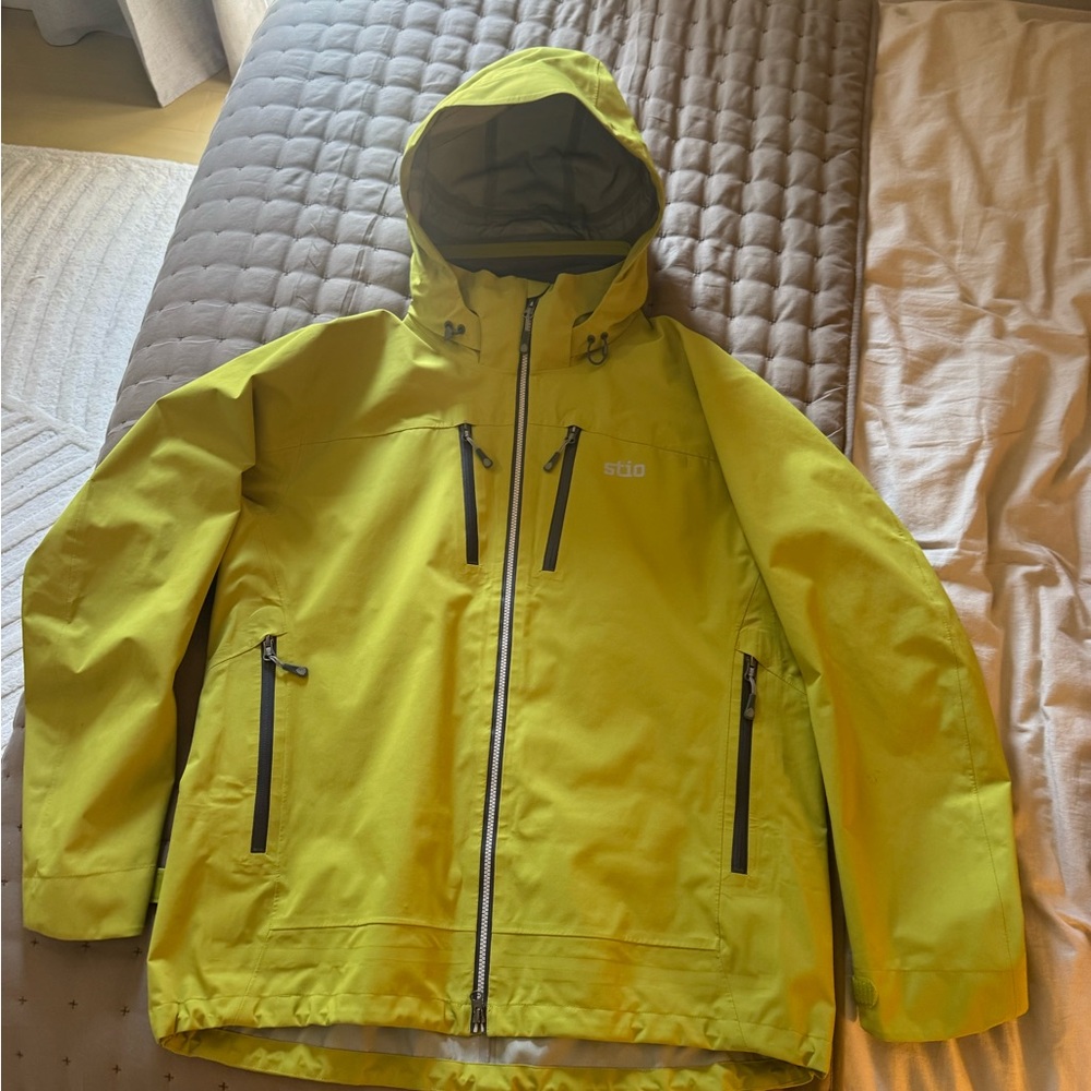 Stio Environ size XL Bright Lime Green Ski Shell 250